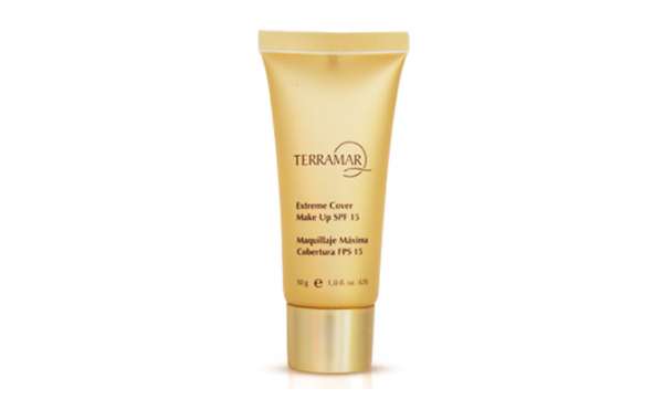 Maquillaje máxima cobertura FPS 15