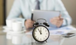 VALORA TU TIEMPO TANTO COMO EL DE LOS DEMAS