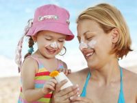 CADUCAN LOS PROTECTORES SOLARES?